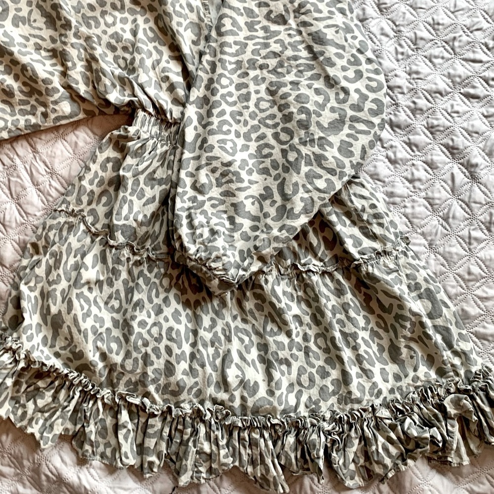 Sage Green Balloon Sleeve Ruffled Leopard Print Dress Size Small - Picture 7 of 12